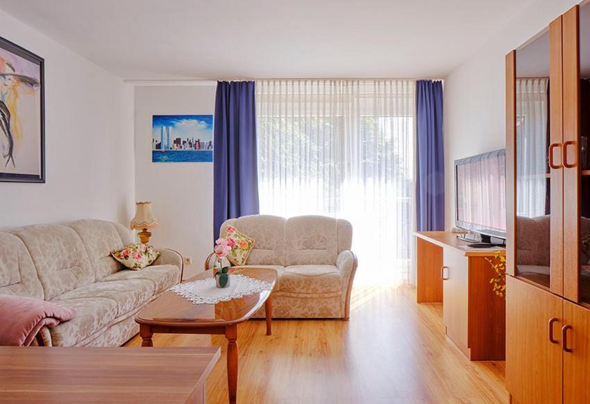 Komfort Ferienwohnung Bad Pyrmont Naehe Kurpark מראה חיצוני תמונה