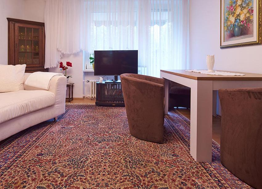 Komfort Ferienwohnung Bad Pyrmont Naehe Kurpark מראה חיצוני תמונה