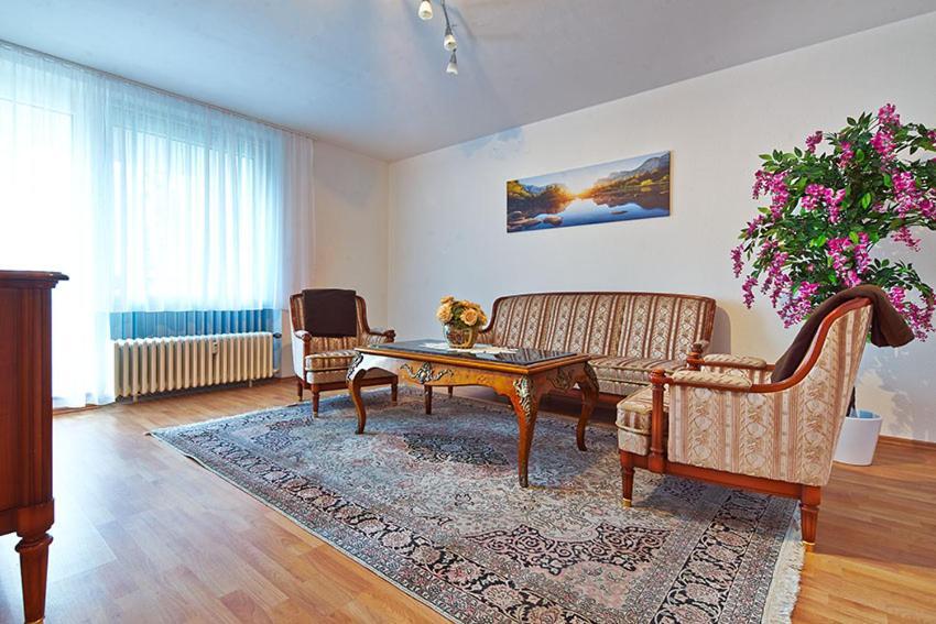 Komfort Ferienwohnung Bad Pyrmont Naehe Kurpark מראה חיצוני תמונה