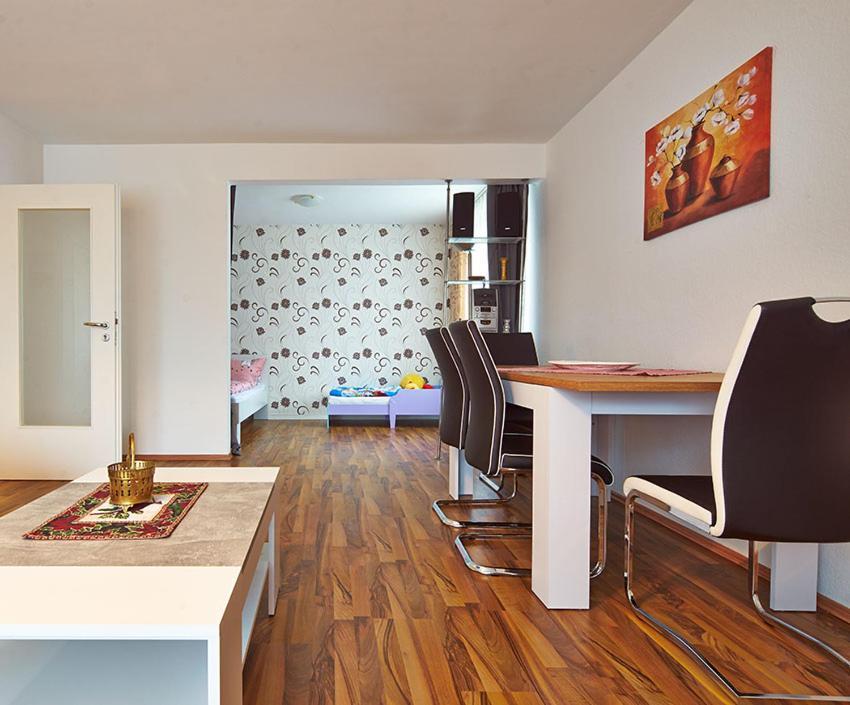 Komfort Ferienwohnung Bad Pyrmont Naehe Kurpark מראה חיצוני תמונה