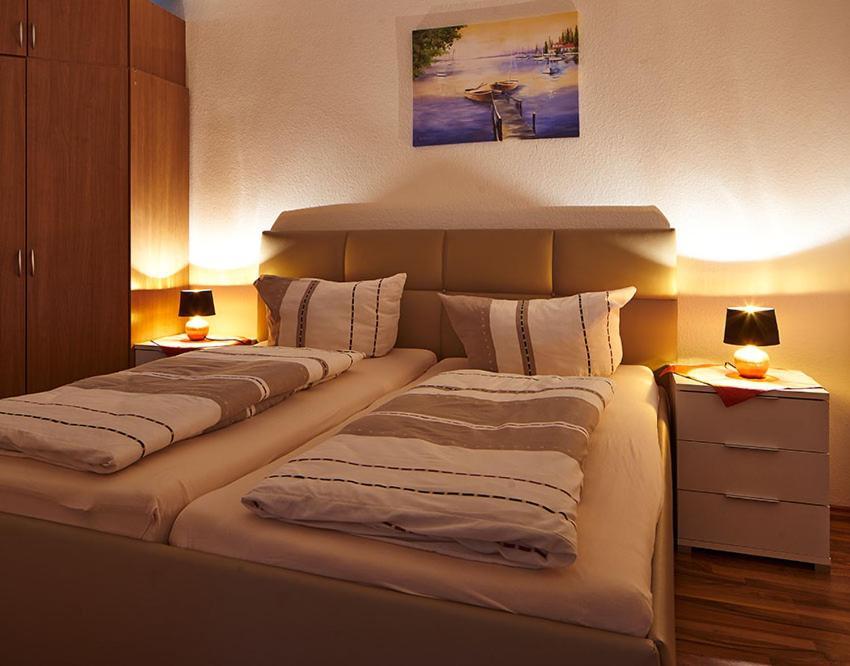 Komfort Ferienwohnung Bad Pyrmont Naehe Kurpark מראה חיצוני תמונה